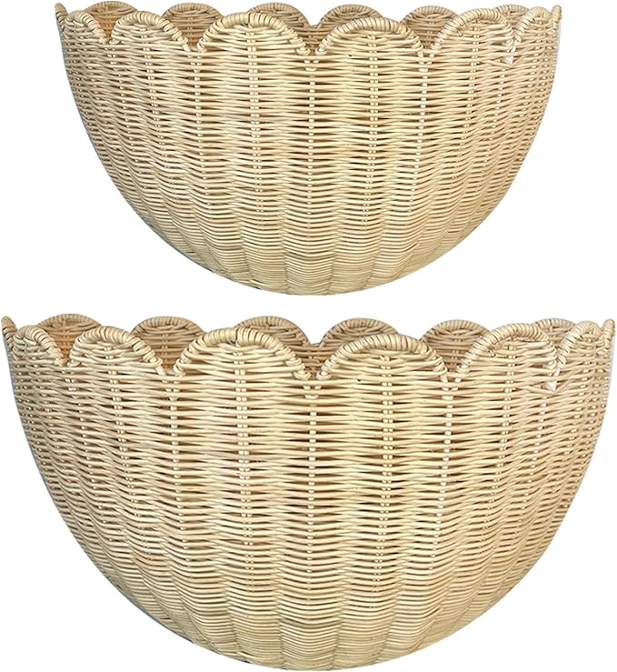 Scalloped Wall Basket, 2pcs Hand Woven Hanging Wicker Wall Baskets Set, Scalloped Rattan Wall Storage & Decor for Home, Bathroom, Kitchen, Living Room (16 x 12 x 7 & 14 x 8 x 6 Inch)